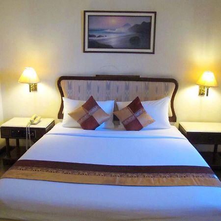 Lee Gardens Hotel Hat Yai Exterior photo